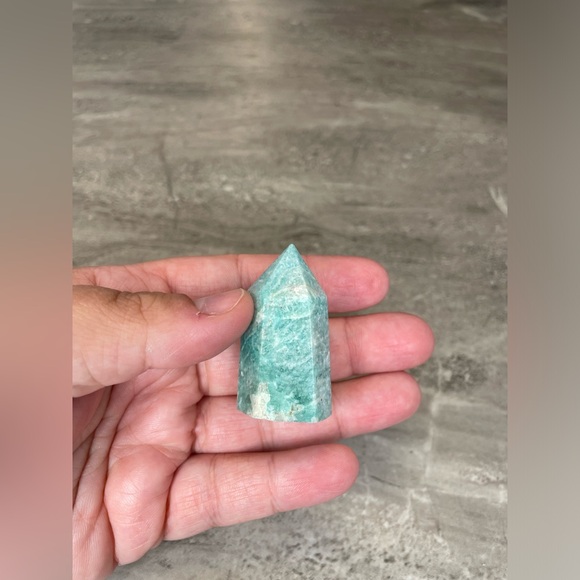 Amazonite Crystal Tower Point
- Picture 1 of 3